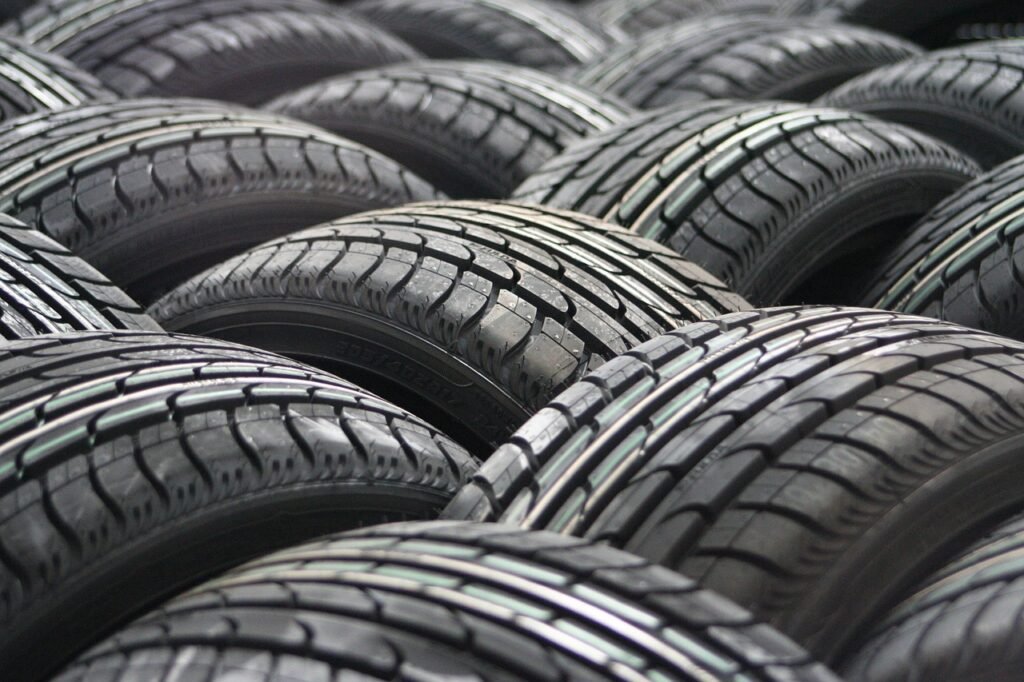 car tyres 63928 1280